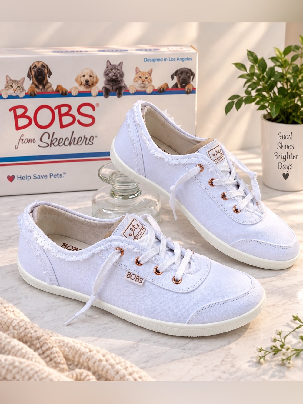 BOBS from Skechers B Cute White Lace-Up Sneakers Women’s | Size 8